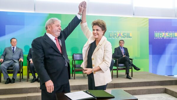 Presidenta Dilma Rousseff durante cerimônia de posse do novo Ministros da Casa Civil, Luiz Inácio Lula da Silva - Sputnik Brasil