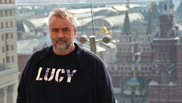 Luc Besson presents his movie Lucy in Moscow - Sputnik Brasil