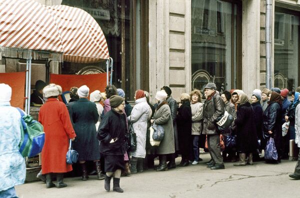 A fila para a comida em Moscou em 1991 - Sputnik Brasil