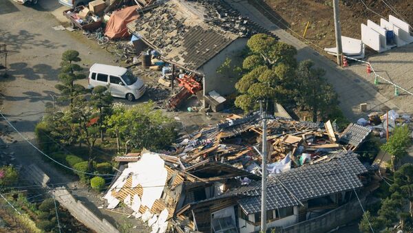 Destruição provocada por terremotos no Japão em abril de 2016 - Sputnik Brasil