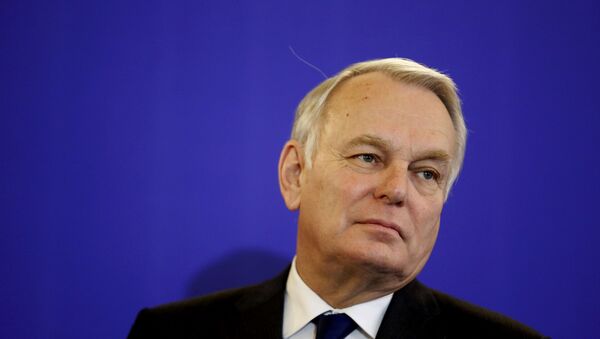 Newly-appointed French Foreign Minister Jean-Marc Ayrault reacts as he attends a news conference during the official handover ceremony at the Quai d'Orsay, Ministry of Foreign Affairs, in Paris, France, February 12, 2016. - Sputnik Brasil