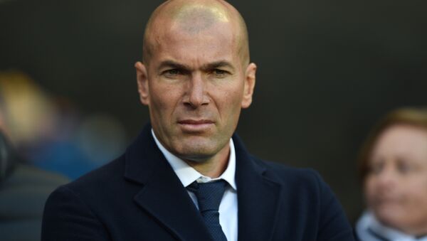 Futebolista famoso Zinedine Zidane - Sputnik Brasil