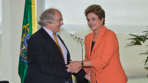 Presidenta Dilma recebe o Prêmio Nobel da Paz, Adolfo Pérez - Sputnik Brasil