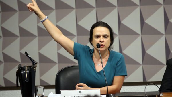 Advogada Janaína Paschoal discursa na Comissão Especial do Impeachment do Senado - Sputnik Brasil