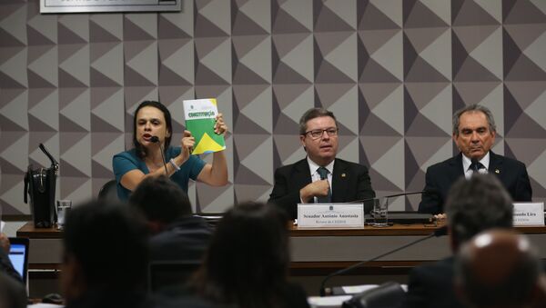 Reale e Janaína Paschoal falam na Comissão do Impeachment - Sputnik Brasil