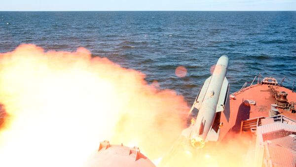 Lançamento de um míssil de cruzeiro - Sputnik Brasil