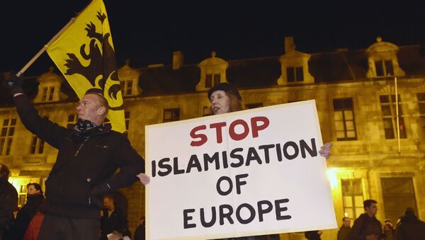 Protesto contra islamisação da Europa na Alemanha - Sputnik Brasil