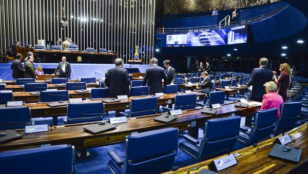 Plenário do Senado durante sessão não deliberativa, na tarde desta segunda-feira (09/05) - Sputnik Brasil