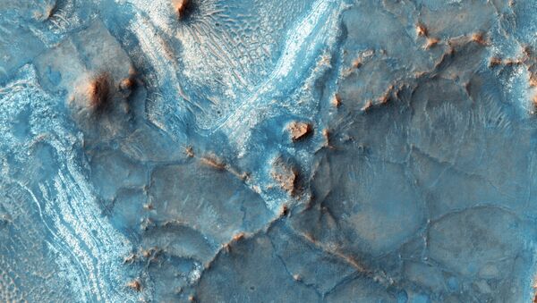 This image of Nili Fossae was taken on Feb. 5, 2016, at 14:54 local Mars time by the High Resolution Imaging Science Experiment (HiRISE) camera on NASA's Mars Reconnaissance Orbiter. - Sputnik Brasil