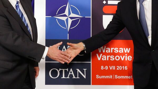 Logo da próxima cúpula da OTAN em Varsóvia em junho de 2016 - Sputnik Brasil