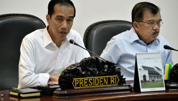 Joko Widodo e Jusuf Kalla, presidente e vice-presidente da Indonésia. - Sputnik Brasil