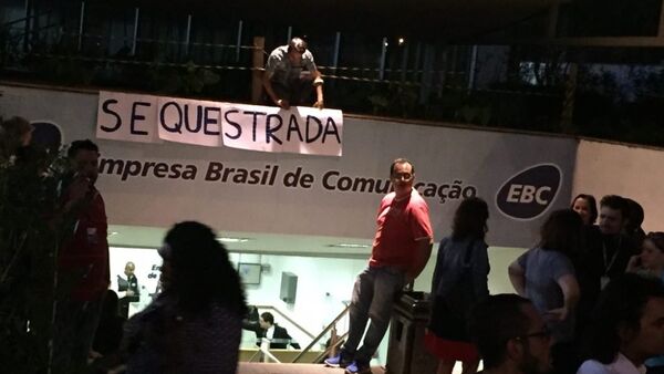 Trabalhadores da EBC protestam contra medidas arbitrárias - Sputnik Brasil