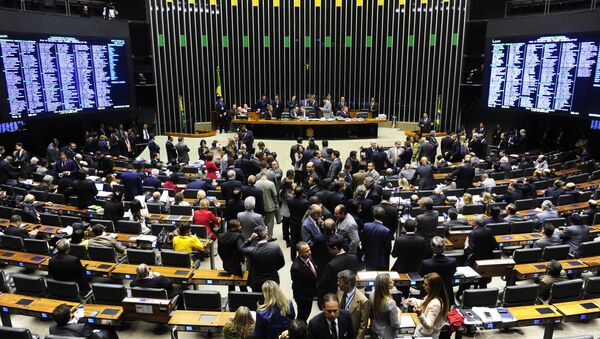 Senado discute revisão de meta fiscal, que pode ser votada nesta terça-feira pela Casa. - Sputnik Brasil
