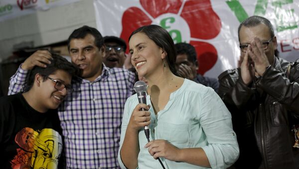 Peru's presidential candidate Veronika Mendoza addresses supporters at her campaign headquarters at the end of the first round of Peru's presidential election in Cuzco, Peru - Sputnik Brasil