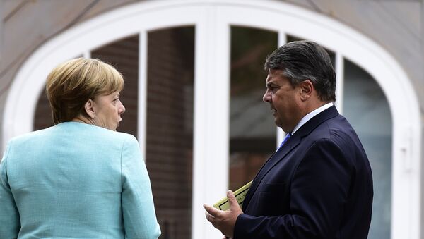 A chanceler Angela Merkel vice-chanceler da Alemanha, Sigmar Gabriel - Sputnik Brasil