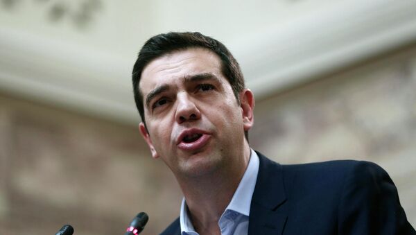Greek Prime Minister Alexis Tsipras addresses members of his leftist Syriza party in the parliament February 17, 2015 - Sputnik Brasil