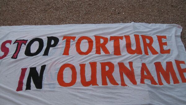 Torture is a crime - Sputnik Brasil