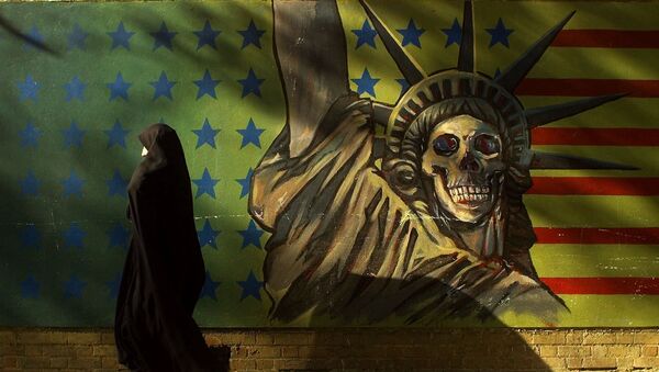 Grafite em Teerã - Sputnik Brasil