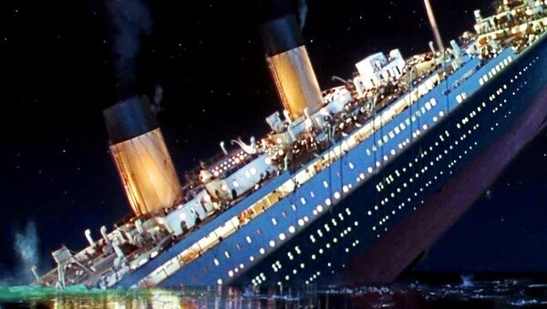 Sinking Titanic - Sputnik Brasil