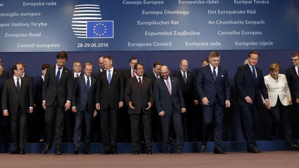 Líderes da União Europeia durante cúpula do bloco em Bruxelas - Sputnik Brasil