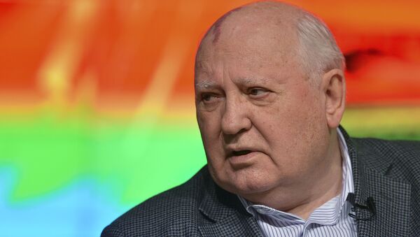 Mikhail Gorbachev em palestra - Sputnik Brasil