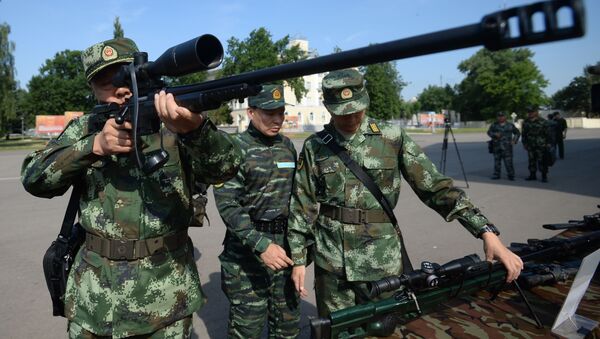 Inauguração dos exercícios táticos conjuntos das forças especiais da Guarda Nacional da Rússia e da Polícia Armada do Povo da China (PAP) Cooperação-2016 (foto de arquivo) - Sputnik Brasil