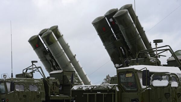 Sistema de defesa antiárea russo S-400 Triumf, região de Moscou, Rússia - Sputnik Brasil