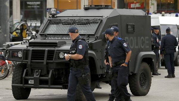 Patrulha da polícia em Lille, França - Sputnik Brasil