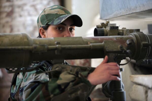 Mulheres do exército sírio - Sputnik Brasil
