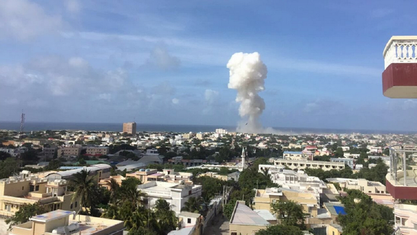 Tiroteio e forte explosão em aeroporto de Mogadíscio, Somália - Sputnik Brasil