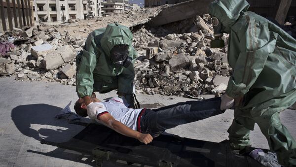 Simulação de como responder a um ataque de armas químicas na cidade síria de Aleppo - Sputnik Brasil