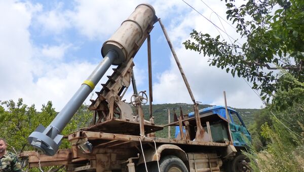 Exército sírio descobre novo fornecimento de armas a terroristas em Latakia - Sputnik Brasil