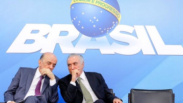 Ministro José Serra e presidente interino Michel Temer são citados em denúncias de pagamento de caixa 2 da Odebrecht - Sputnik Brasil