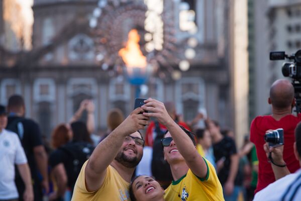 Pira Olímpica da Candelária é a nova atração no Centro do Rio - Sputnik Brasil