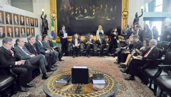 Reunião define rito para o julgamento do impeachment de Dilma Rousseff - Sputnik Brasil