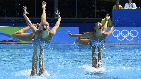 Equipe russa de nado sincronizado - Sputnik Brasil