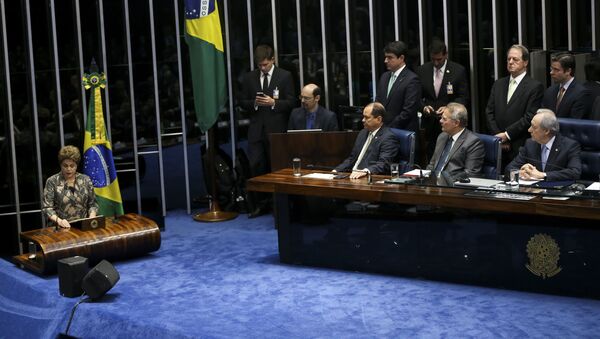 Dilma comparece ao Senado para sessão de depoimento - Sputnik Brasil