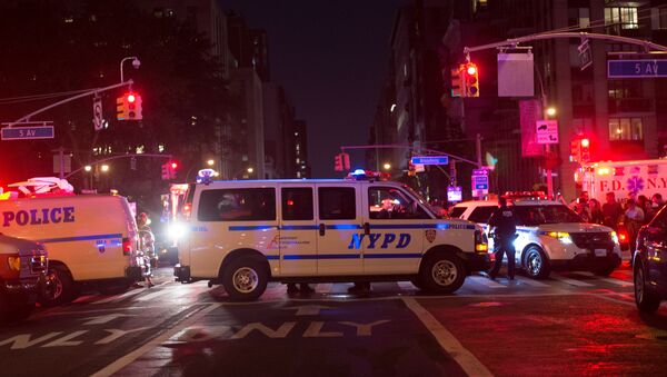 Polícia bloqueia estrada perto do lugar da explosão, Nova York, 17 de setembro de 2016 - Sputnik Brasil