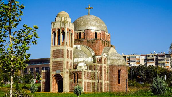Igreja ortodoxa do Cristo Salvador em Pristina, capital de Kosovo - Sputnik Brasil