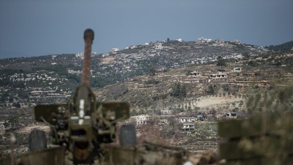 Soldados da artilharia do exército sírio na província de Idlib, no noroeste da Síria (foto de arquivo) - Sputnik Brasil