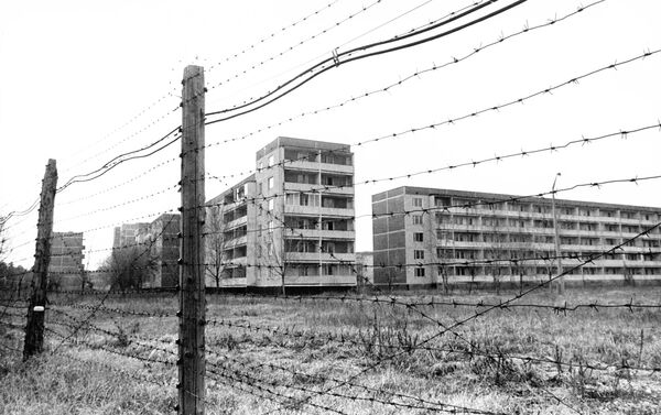 Casas abandonadas em Chernobyl - Sputnik Brasil