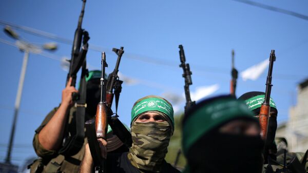 Militantes do barço armado do Hamas - Sputnik Brasil