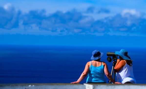 Turistas na ilha de São Miguel, no arquipélago dos Açores no Oceano Atlântico, Portugal. - Sputnik Brasil