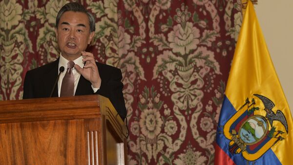 Wang Yi, ministro das Relações Exteriores da China, em visita ao Equador - Sputnik Brasil