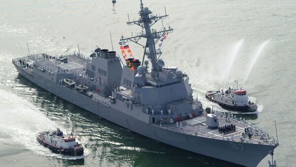 The USS Mason (DDG 87), a guided missile destroyer, arrives at Port Canaveral, Florida, April 4, 2003 - Sputnik Brasil