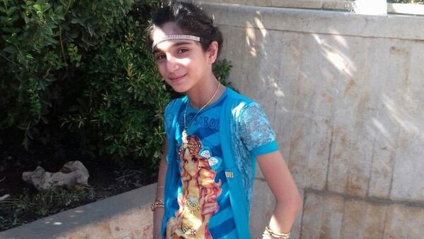 Ahd Al-Khaderi, menina síria que sofreu de incêndio e foi objeto de propaganda antes do incêndio - Sputnik Brasil