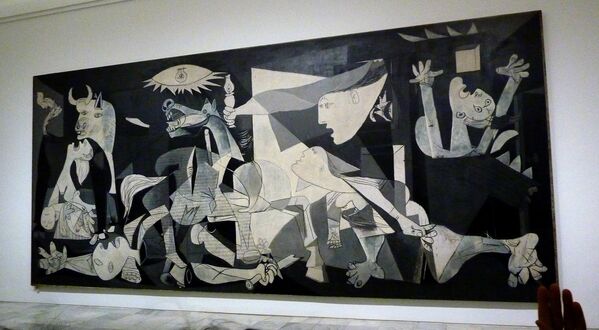 Guernica (1937), Museu Nacional Centro de Arte Reina Sofia, em Madrid - Sputnik Brasil