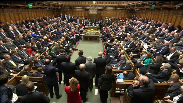 British lawmakers in the Houses of Parliament - Sputnik Brasil