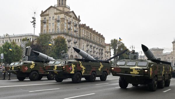 O desfile militar por ocasião do Dia de Independencia da Ucrânia - Sputnik Brasil