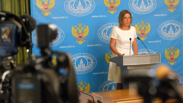 O briefing da representante oficial da chancelaria russa Maria Zakharova - Sputnik Brasil